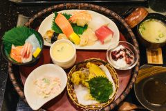 ちょっと高級 ハイグレード回転寿司「水天」のランチ